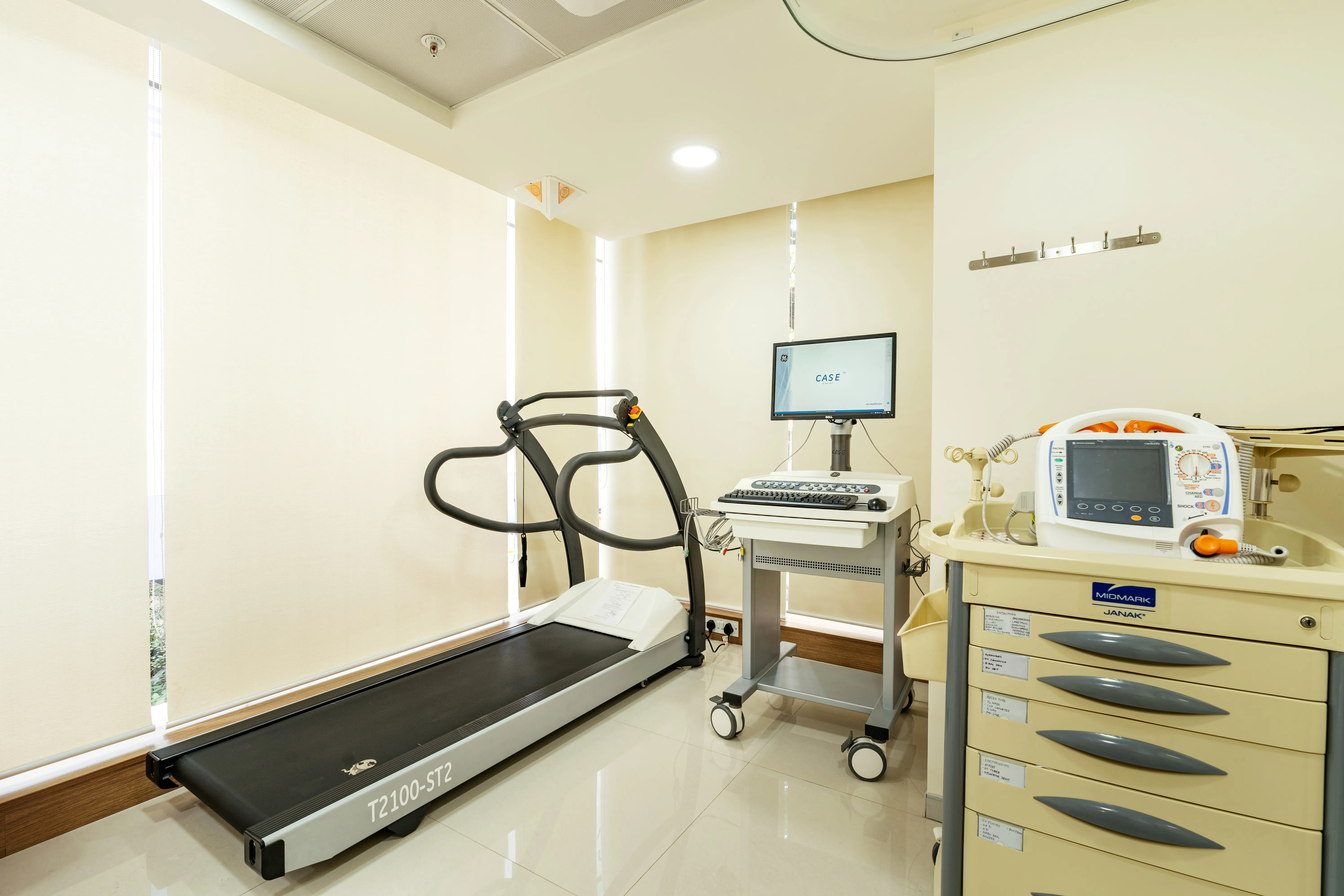 Treadmill Test (TMT)